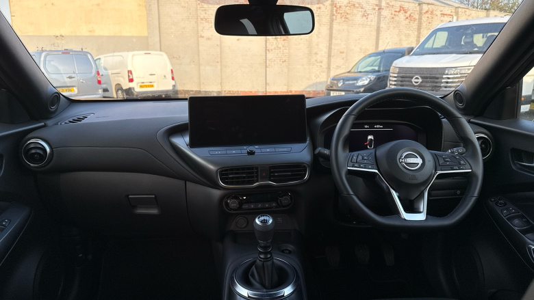 Nissan Juke 1.0 DiG-T N-Connecta 5dr Petrol Hatchback